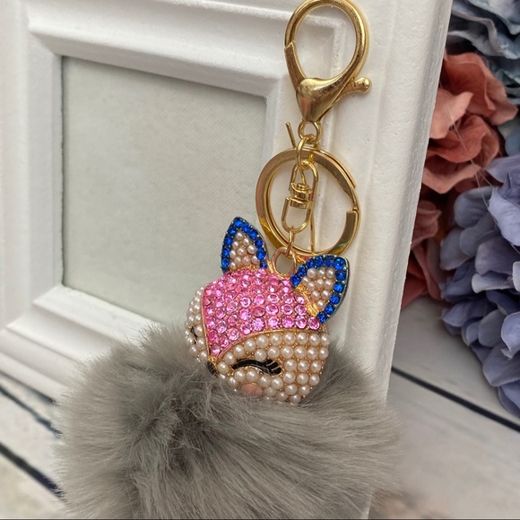 Crystal & Pearl Fox Gray Pom Pom Keychain - Picture 7 of 14
